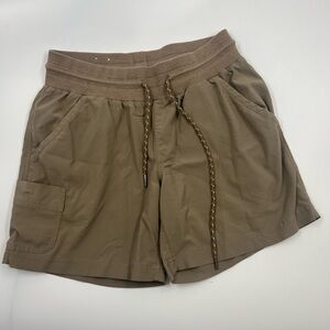 Columbia Shorts Size Med Size 6 Brown Woman